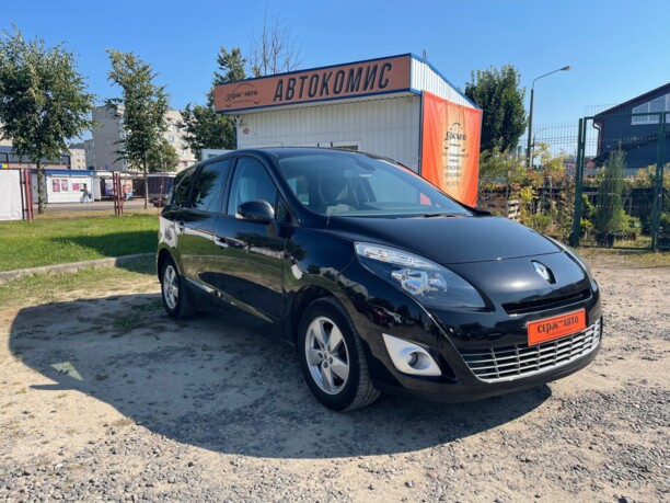 Renault Grand Scenic III, 7 мест, 2010 г.