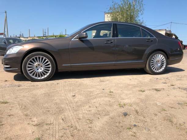 Mercedes-Benz S-Класс W221· Рестайлинг, 2009 г.