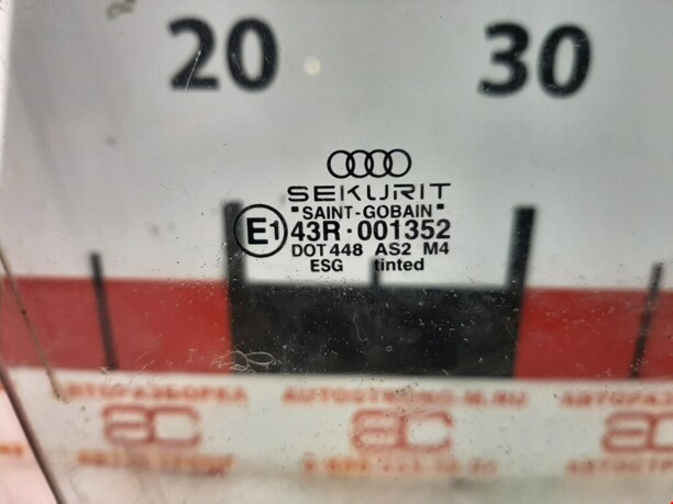 Боковое стекло для Audi A4 B6 2000 - 2006