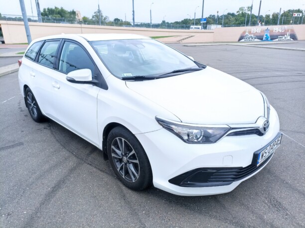 Toyota Auris II (E180) · Рестайлинг, 2017 г.