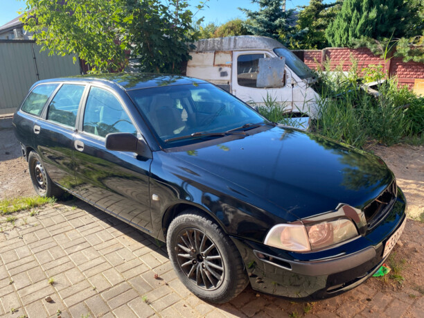 Volvo V40 I · Рестайлинг, 1999 г.