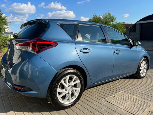 Toyota Auris II (E180) · Рестайлинг, 2017 г.