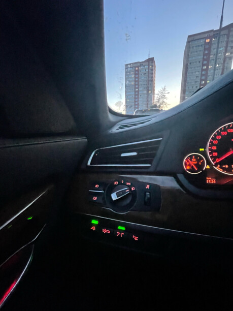 BMW 7 серия F02 (Long), 2010 г.