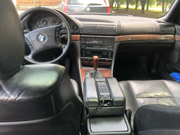 BMW 7 серия E38, 1998 г.
