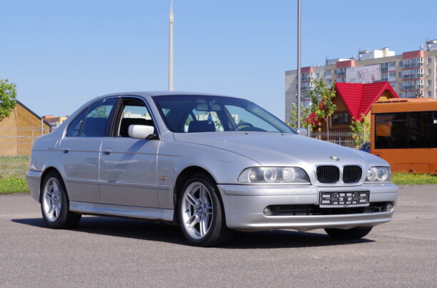 BMW 5 серия E39, 2001 г.