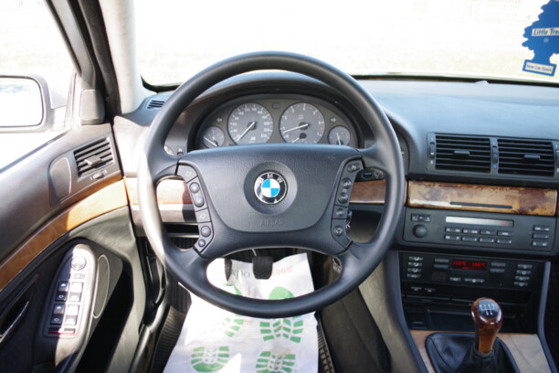 BMW 5 серия E39, 2001 г.