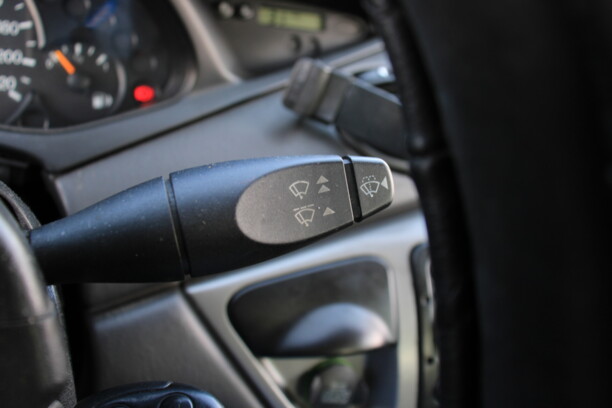 Ford Focus I · Рестайлинг, 2002 г.