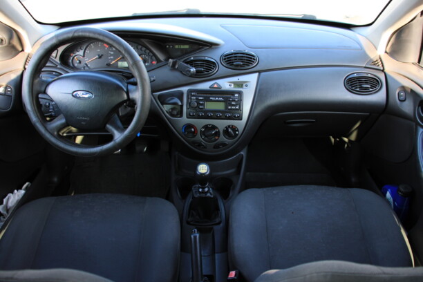 Ford Focus I · Рестайлинг, 2002 г.