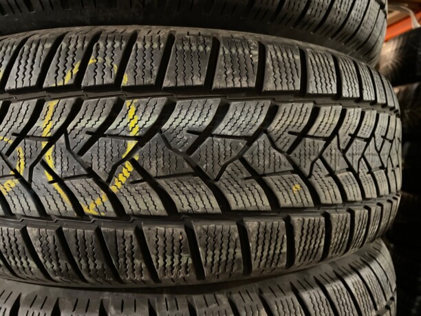 Легковые шины Dunlop SP Winter Sport 5 SUV 225/65 R17 4 шт.