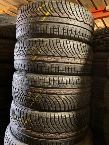 Легковые шины Michelin Pilot Alpin PA4 235/50 R17 4 шт.