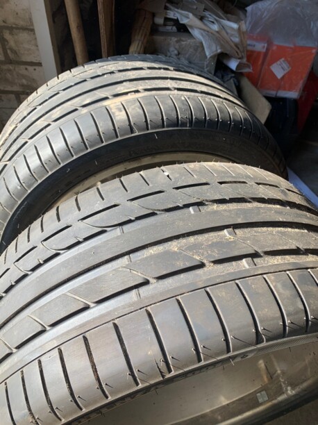 Легковые шины Bridgestone Portenza S001 275/35 R20 2 шт.