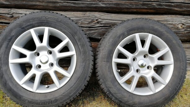Легковые шины Hankook Winter i*cept iz2 205/65 R15 4 шт.