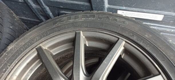 Легковые шины Kumho Izen xw kw17 225/50 R17 4 шт.