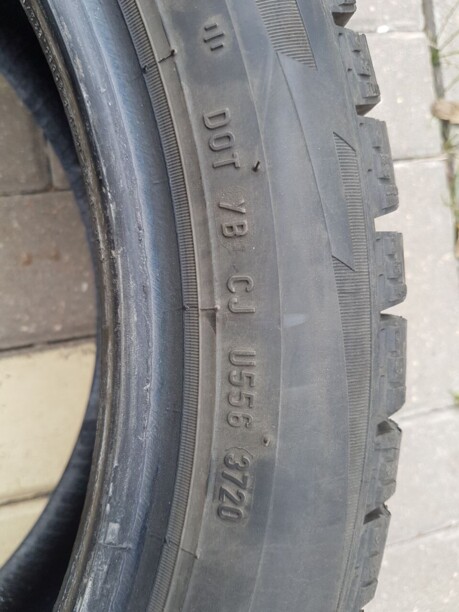 Легковые шины Pirelli ice zero fr 225/45 R17 4 шт.