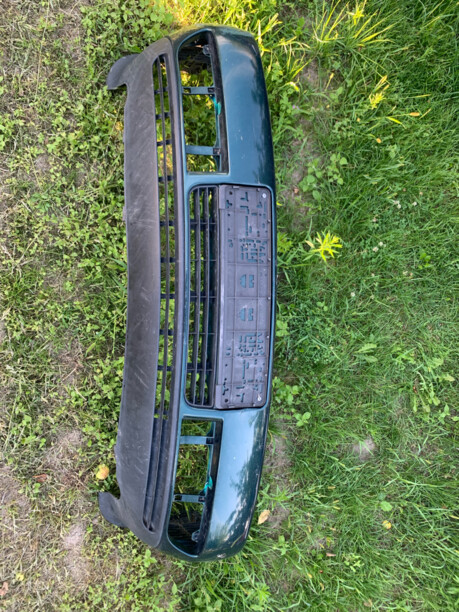 Передний бампер в сборе для Audi A6 C4 1994 - 1997