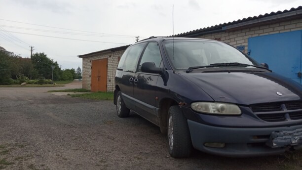 Chrysler Voyager III, 7 мест, 1999 г.