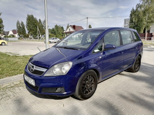 Opel Zafira B, 7 мест, 2006 г.