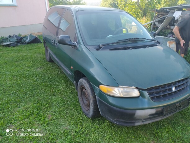 Весь автомобиль на запчасти для Chrysler Voyager III 1995 - 2000