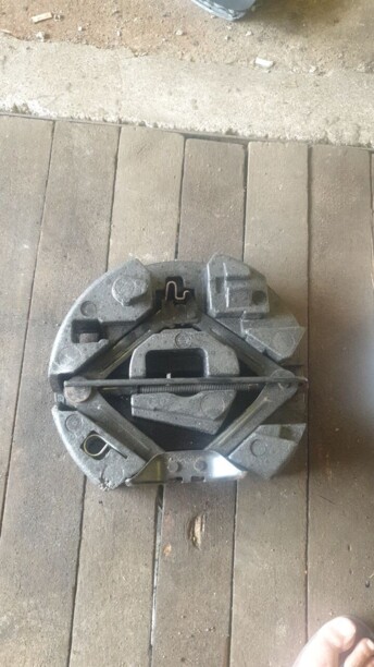 Домкрат для Ford Focus III 2011 - 2014