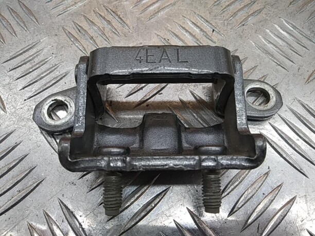 Петля двери для Nissan Teana II (J32) 2008 - 2014