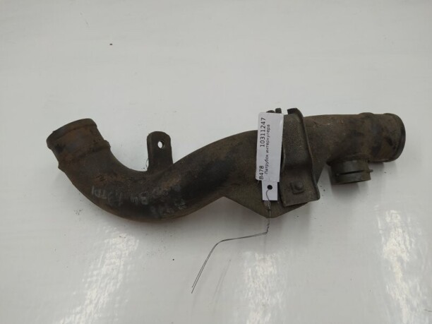 Патрубок интеркулера для Audi 80 B4 1991 - 1996