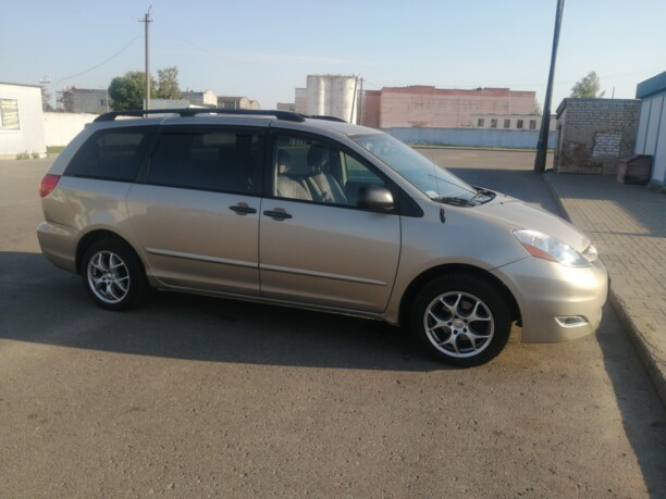 Toyota Sienna II (XL20) · Рестайлинг, 7 мест, 2007 г.