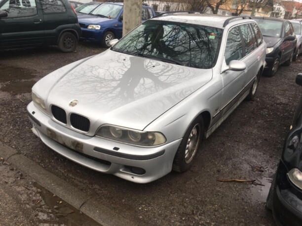 Весь автомобиль на запчасти для BMW 5 серия E39 1995 - 2004
