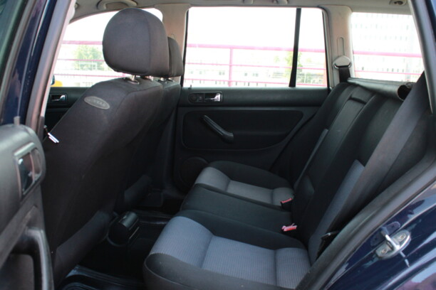 Volkswagen Golf IV, 2001 г.