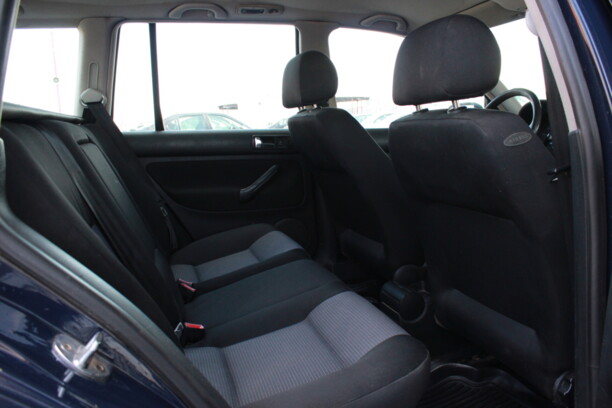 Volkswagen Golf IV, 2001 г.