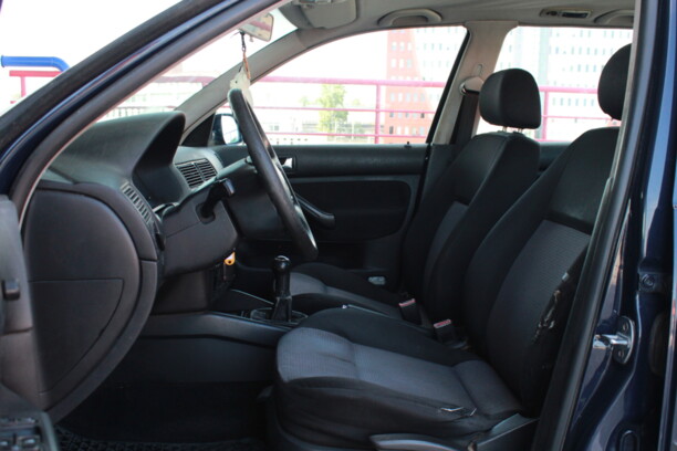 Volkswagen Golf IV, 2001 г.