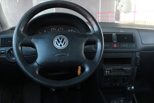 Volkswagen Golf IV, 2001 г.