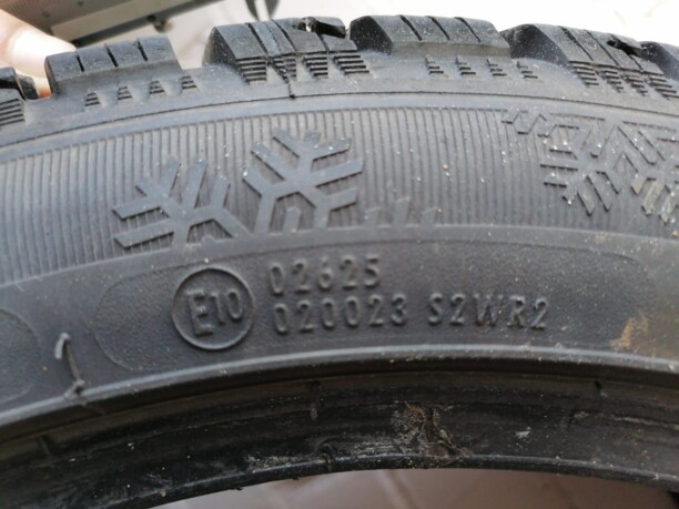 Легковые шины Kormoran Snow 225/45 R17 4 шт.