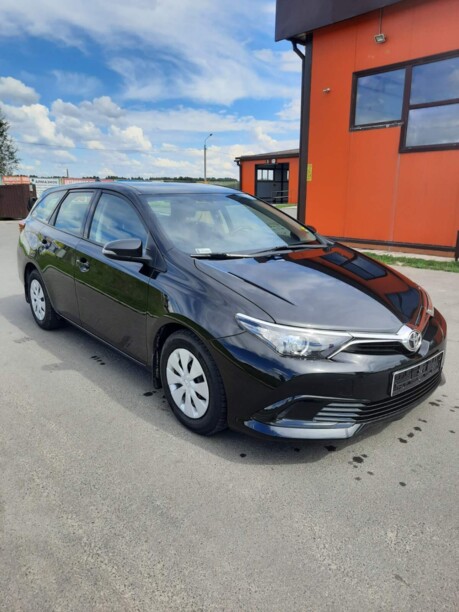 Toyota Auris II (E180) · Рестайлинг, 2017 г.