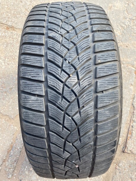 Легковые шины GoodYear 235/50 R17 1 шт.