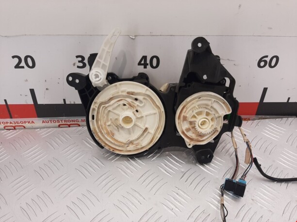 Моторчик заслонки печки для Toyota Camry XV40 2006 - 2009