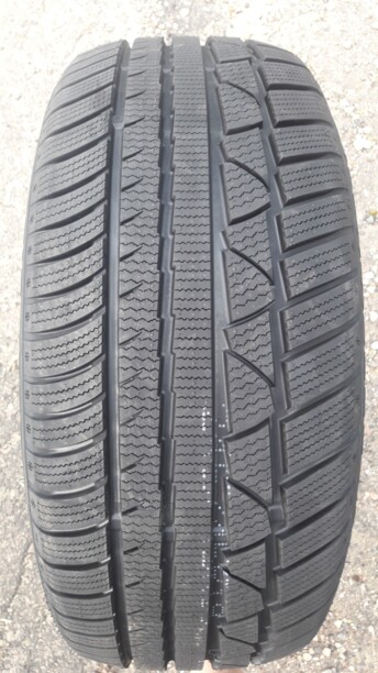 Легковые шины Ling Long Green-Max Winter UHP 275/45 R20 4 шт.