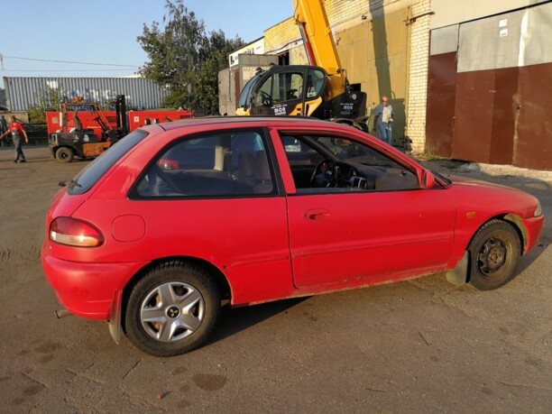 Mitsubishi Colt V, 1997 г.