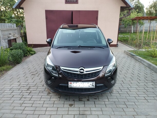 Opel Zafira C, 7 мест, 2013 г.