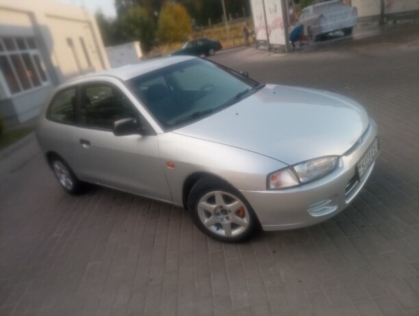 Mitsubishi Colt V, 1996 г.