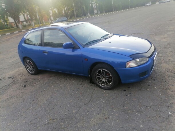 Mitsubishi Colt V, 1996 г.