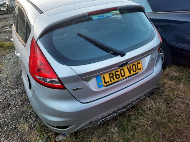 Весь автомобиль на запчасти для Ford Fiesta VI 2008 - 2013