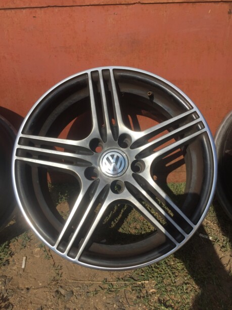 Volkswagen Polo 6.5x15 5x100 4 шт.