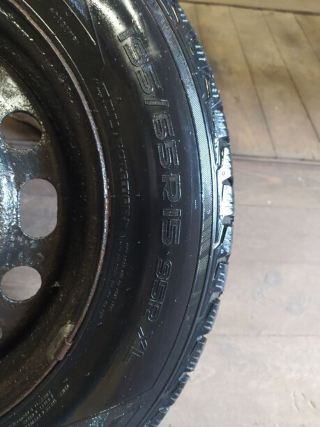 Легковые шины Nokian HAKKAPELIITA R2 195/65 R15 5 шт.