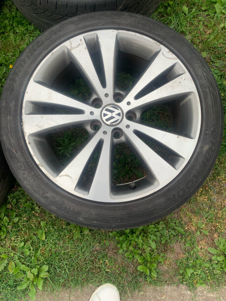 Volkswagen 8x18 5x112 4 шт.