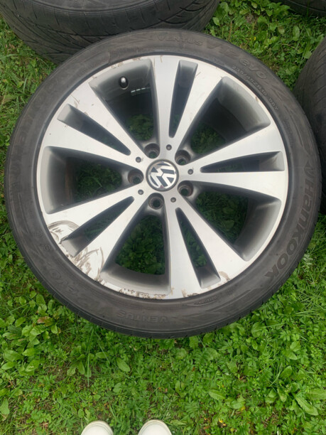 Volkswagen 8x18 5x112 4 шт.