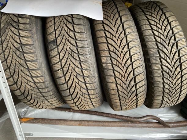 Легковые шины GoodYear ULTRAGRIP ICE 2 185/65 R15 4 шт.