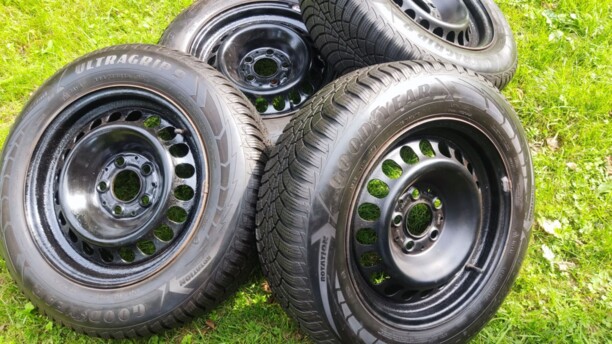 Легковые шины GoodYear ULTRAGRIP 9 195/65 R15 4 шт.
