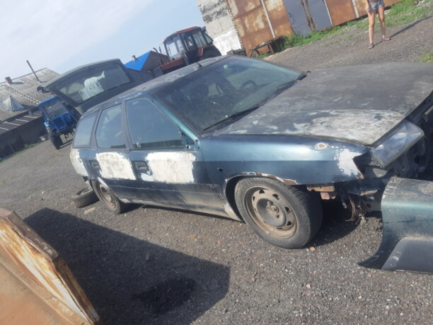 Весь автомобиль на запчасти для Citroen Xantia X1 1992 - 1998