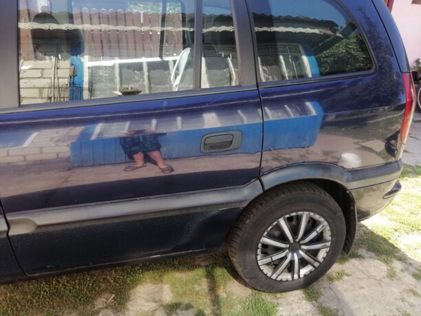 Opel Zafira A, 7 мест, 2000 г.