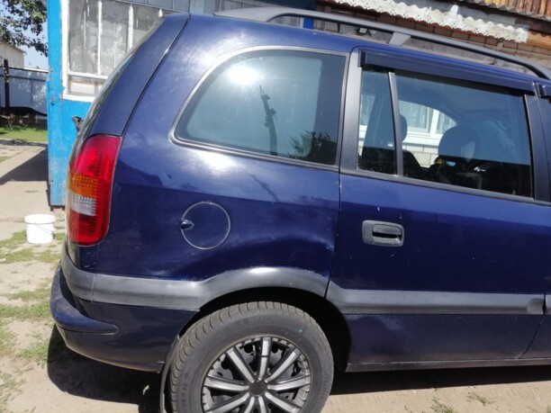 Opel Zafira A, 7 мест, 2000 г.